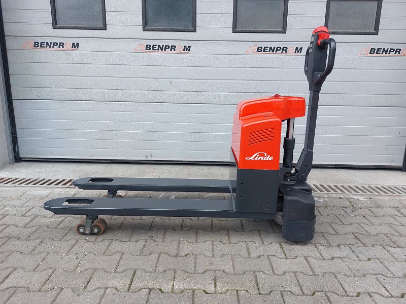 LINDE M15